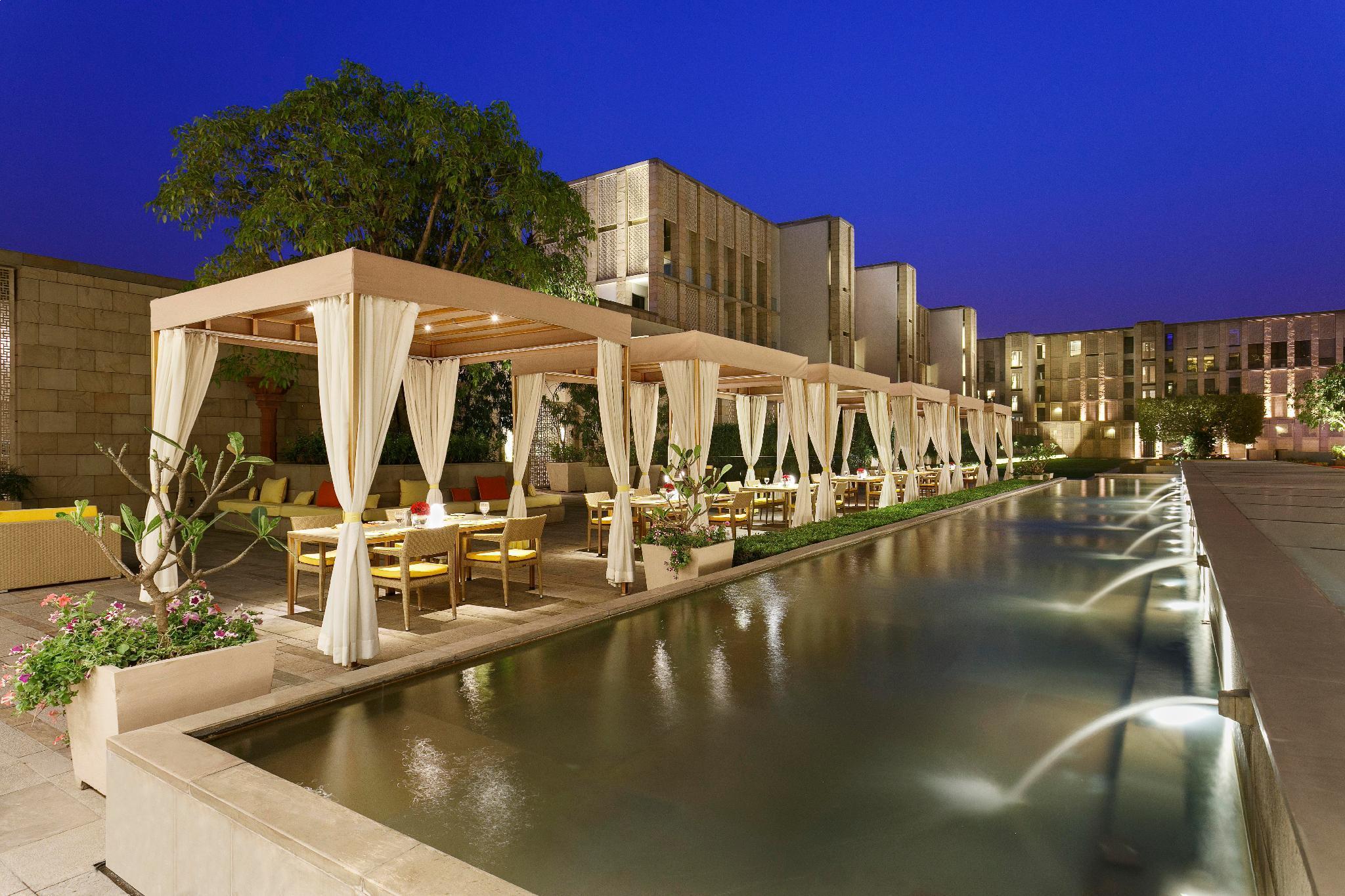 The Lodhi - A Member Of The Leading Hotels Of The World Yeni Delhi Dış mekan fotoğraf